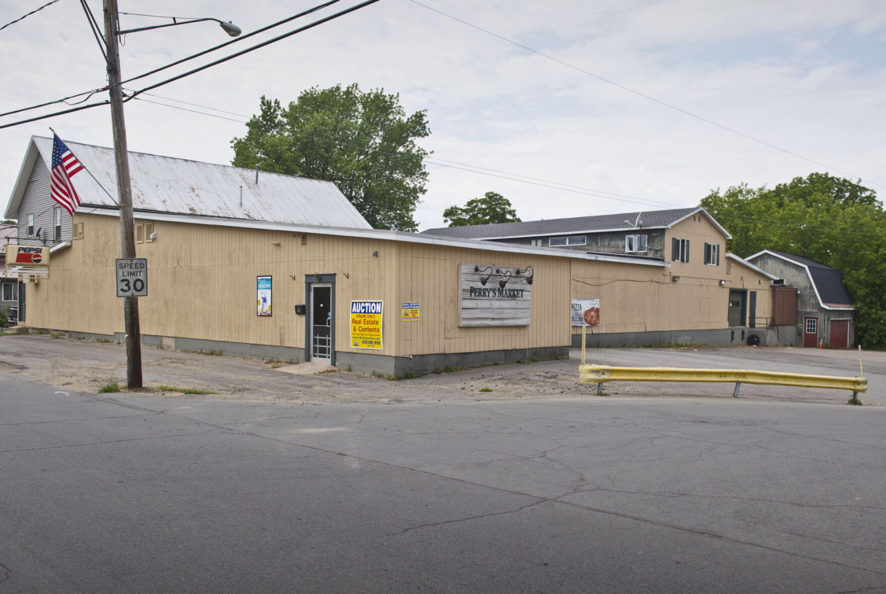 Fresh start for old store Grocery shop in Norwood to reopen soon